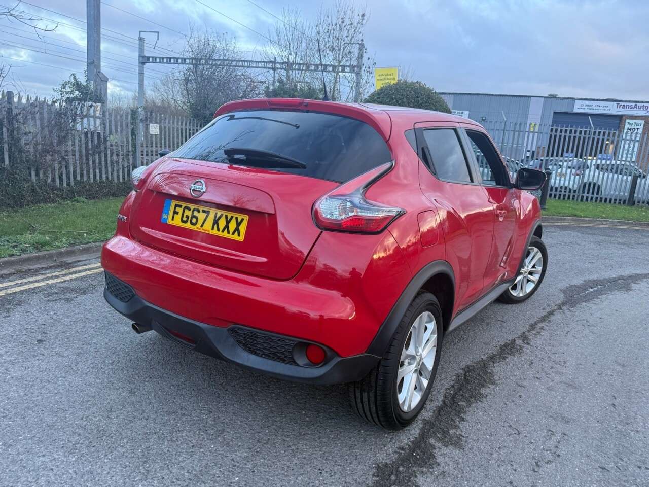 A 2017 NISSAN JUKE 1.2 DIG-T N-Connecta SUV 5dr Petrol Manual Euro 6 (s/s) (115 ps) Economical A 2017 NISSAN JUKE 1.2 DIG-T N-Connecta SUV 5dr Petrol Manual Euro 6 (s/s) (115 ps) Economical