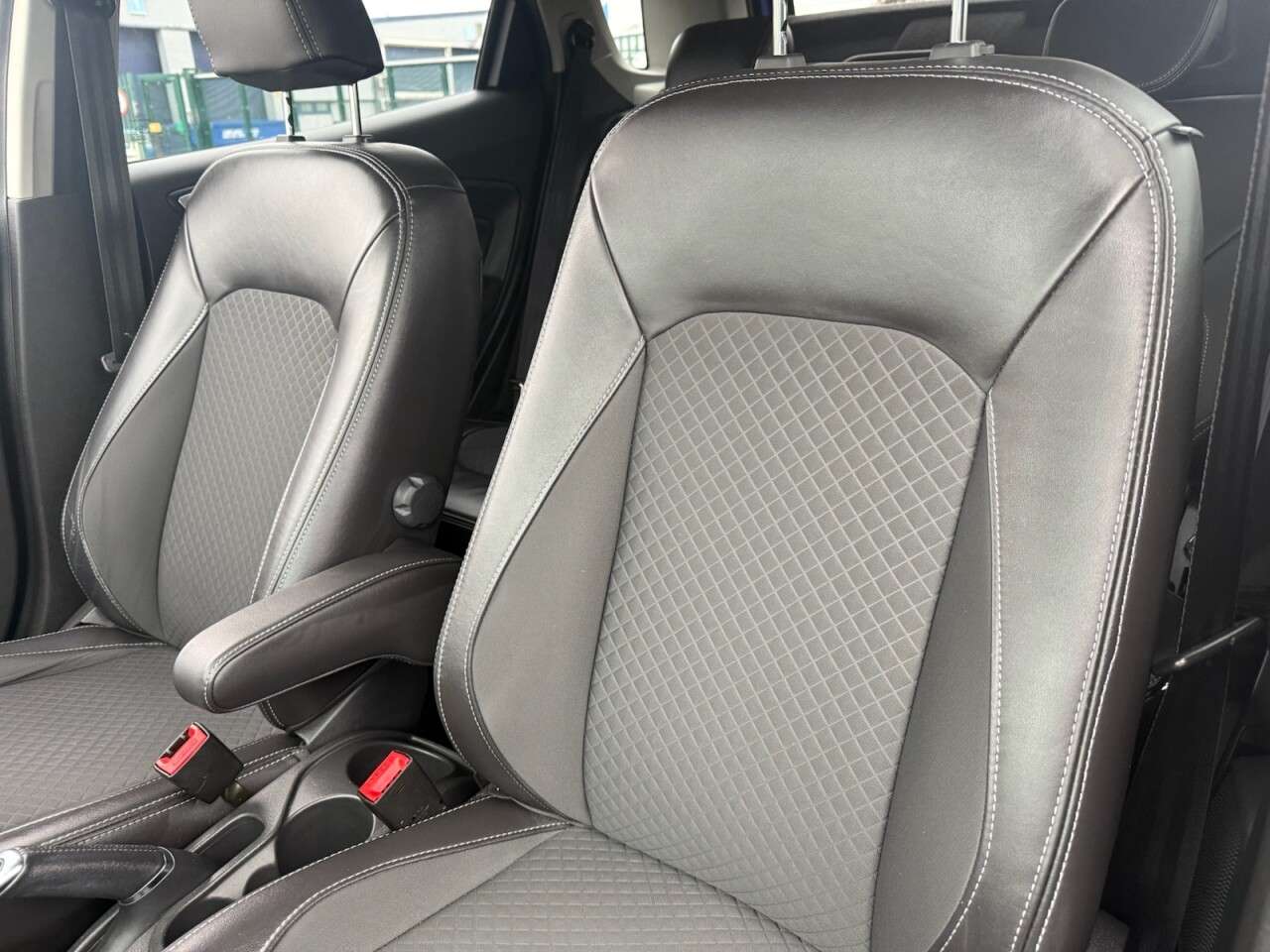 2017 FORD ECOSPORT 2017 FORD ECOSPORT