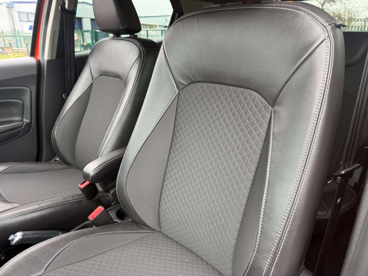 2015 FORD ECOSPORT 2015 FORD ECOSPORT