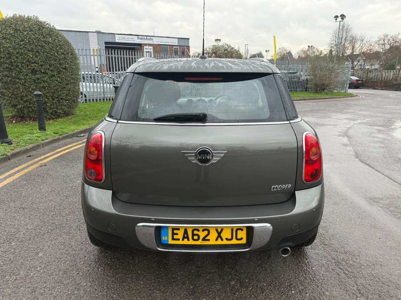 A 2012 MINI MINI COUNTRYMAN COOPER A 2012 MINI MINI COUNTRYMAN COOPER