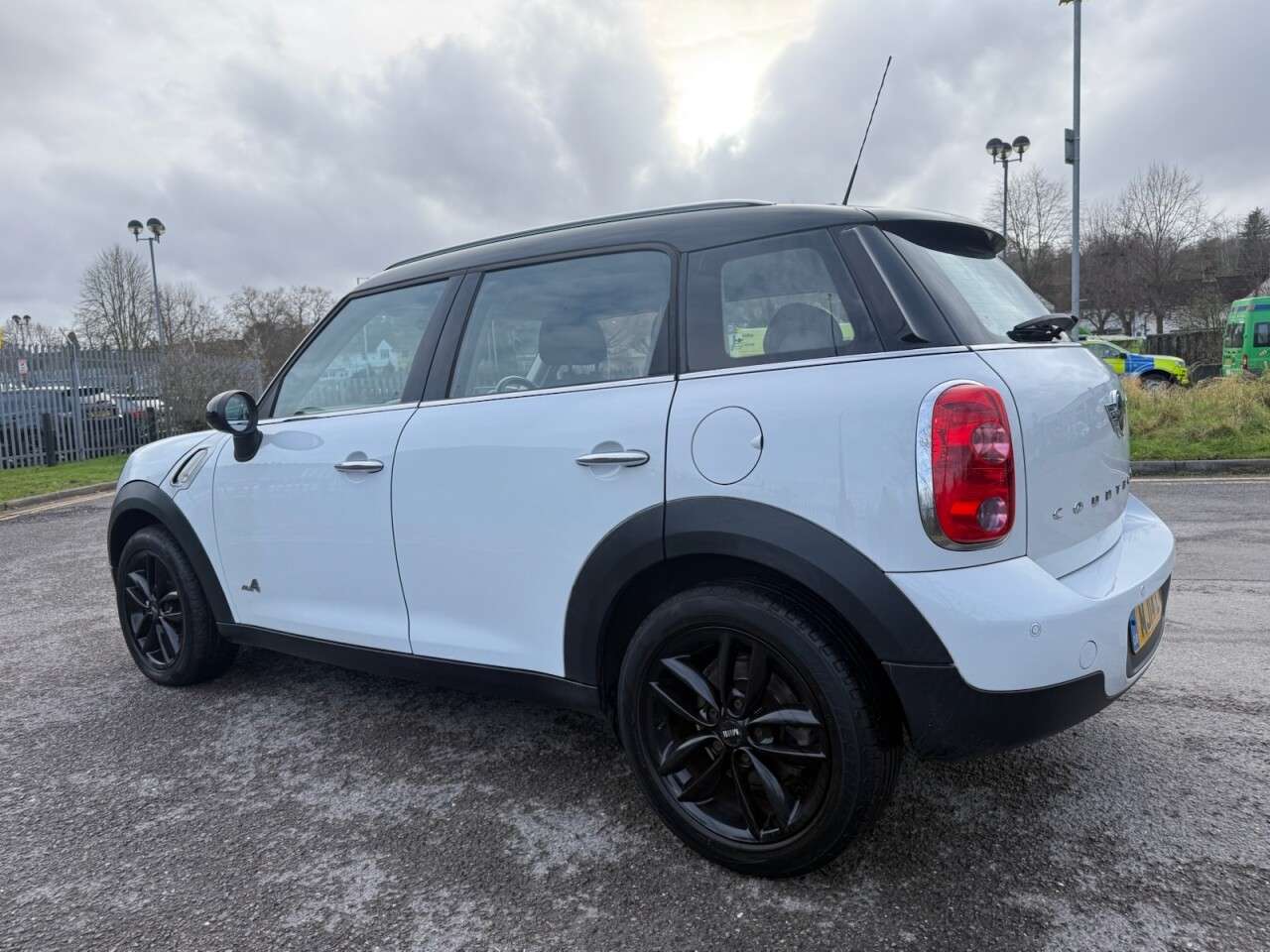 2014 MINI COUNTRYMAN 2014 MINI COUNTRYMAN