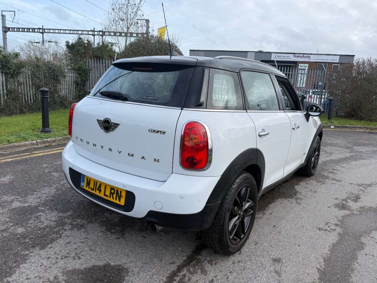 2014 MINI COUNTRYMAN 2014 MINI COUNTRYMAN