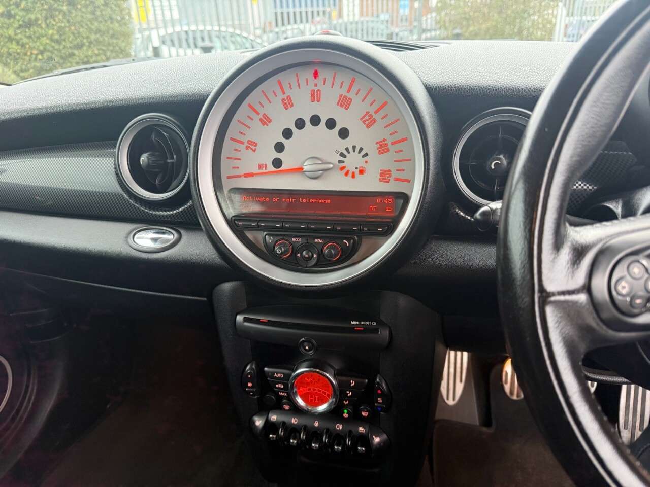 2011 MINI CLUBMAN 2011 MINI CLUBMAN