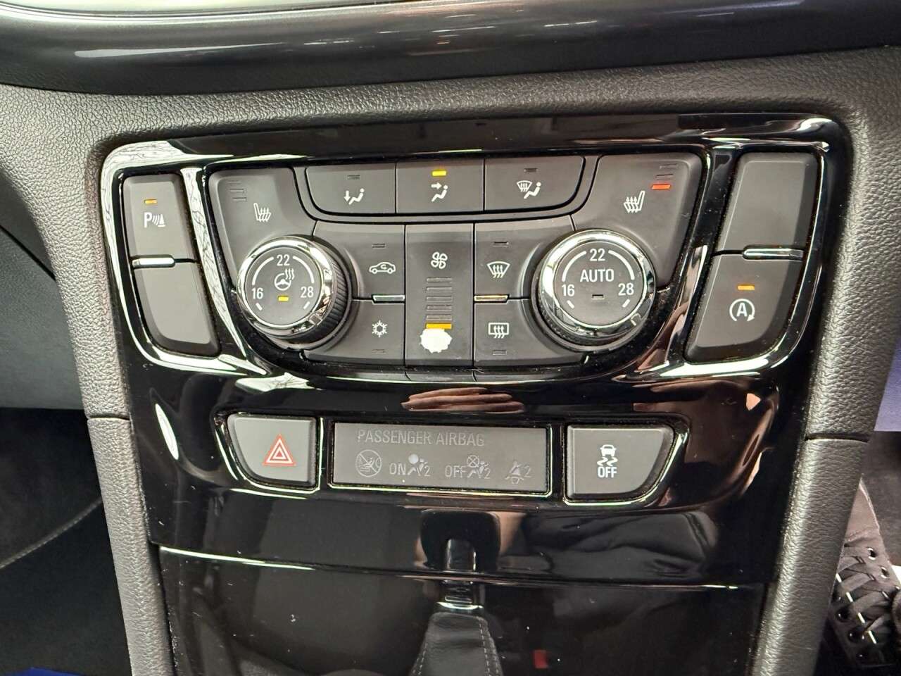 2017 VAUXHALL MOKKA X 2017 VAUXHALL MOKKA X