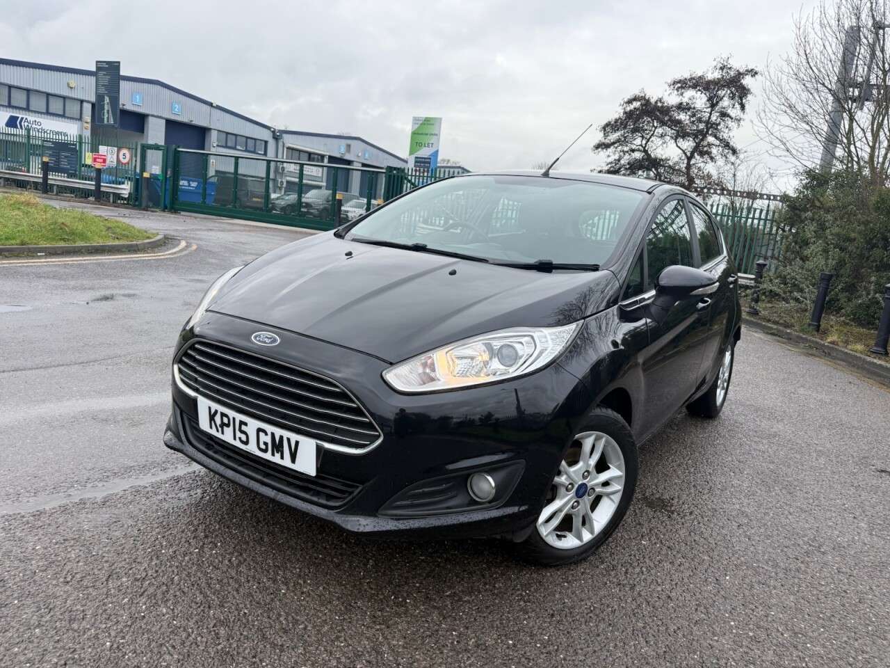 A 2015 FORD FIESTA 1.0 Zetec Hatchback 5dr Petrol Manual Euro 5 (s/s) (80 ps) Economical . A 2015 FORD FIESTA 1.0 Zetec Hatchback 5dr Petrol Manual Euro 5 (s/s) (80 ps) Economical .
