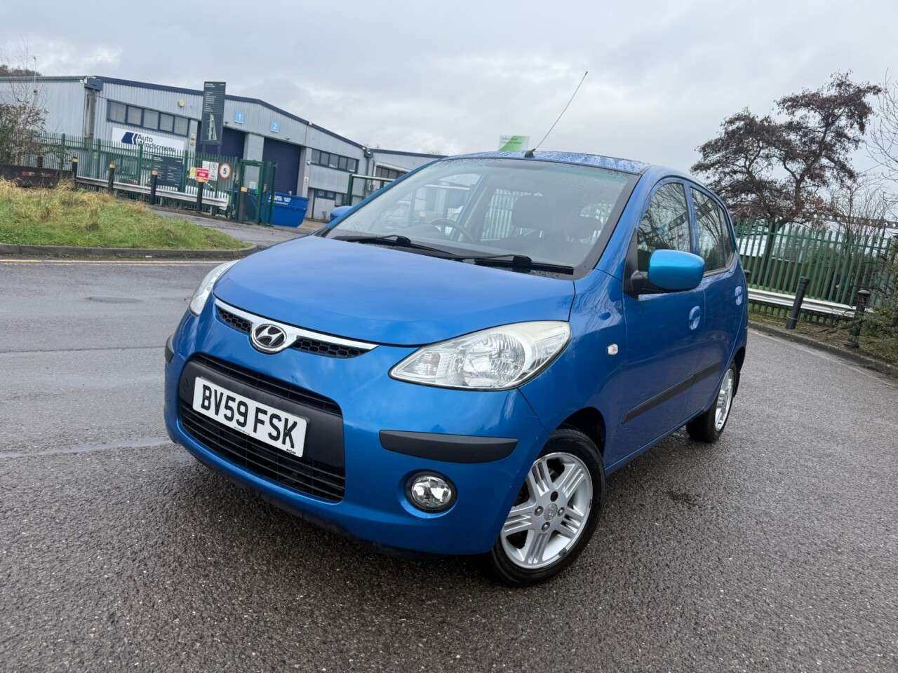 A 2009 HYUNDAI I10 1.2 Style Hatchback 5dr Petrol Manual Euro 4 (77 bhp) Economical . Heated S A 2009 HYUNDAI I10 1.2 Style Hatchback 5dr Petrol Manual Euro 4 (77 bhp) Economical . Heated S