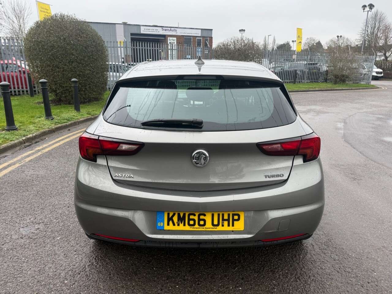 A 2016 VAUXHALL ASTRA 1.4i Turbo SRi Nav Hatchback 5dr Petrol Manual Euro 6 (150 ps) Economical . A 2016 VAUXHALL ASTRA 1.4i Turbo SRi Nav Hatchback 5dr Petrol Manual Euro 6 (150 ps) Economical .