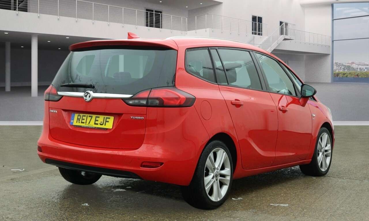 A 2017 VAUXHALL ZAFIRA TOURER 1.4i Turbo SRi Nav MPV 5dr Petrol Auto Euro 6 (140 ps) 7 Seats A 2017 VAUXHALL ZAFIRA TOURER 1.4i Turbo SRi Nav MPV 5dr Petrol Auto Euro 6 (140 ps) 7 Seats