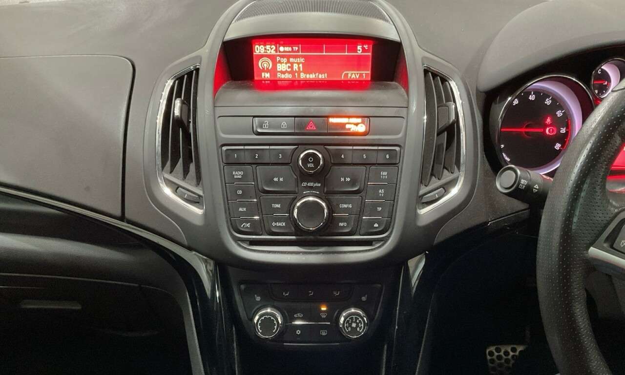 2016 VAUXHALL ZAFIRA TOURER 2016 VAUXHALL ZAFIRA TOURER