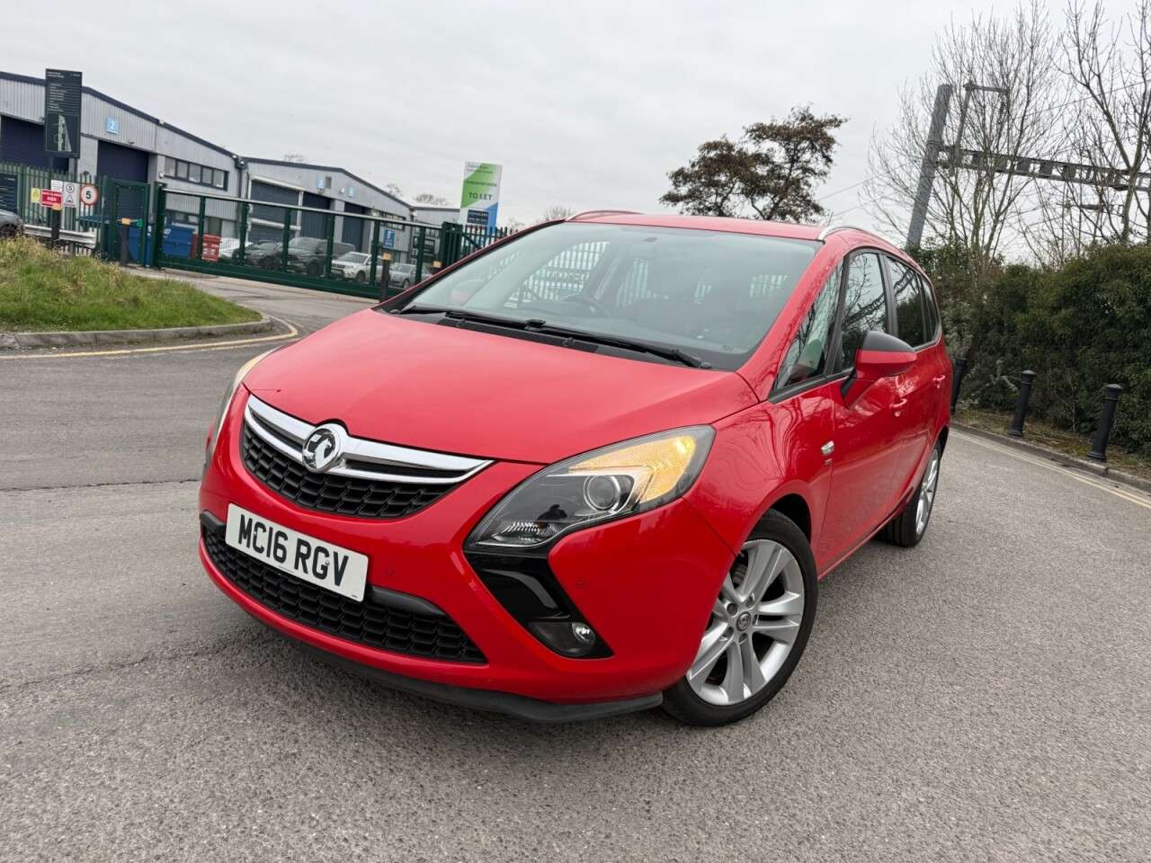 A 2016 VAUXHALL ZAFIRA TOURER 1.4i Turbo SRi MPV 5dr Petrol Auto Euro 6 (140 ps) 7 Seats,Leather. A 2016 VAUXHALL ZAFIRA TOURER 1.4i Turbo SRi MPV 5dr Petrol Auto Euro 6 (140 ps) 7 Seats,Leather.