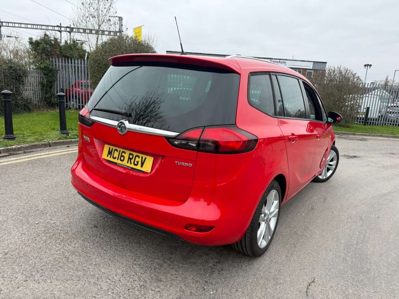 A 2016 VAUXHALL ZAFIRA TOURER 1.4i Turbo SRi MPV 5dr Petrol Auto Euro 6 (140 ps) 7 Seats,Leather. A 2016 VAUXHALL ZAFIRA TOURER 1.4i Turbo SRi MPV 5dr Petrol Auto Euro 6 (140 ps) 7 Seats,Leather.