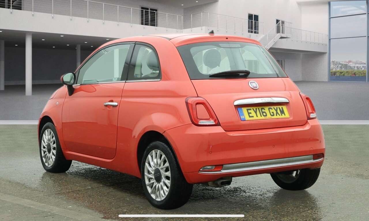 A 2016 FIAT 500 1.2 Lounge Hatchback 3dr Petrol Manual Euro 6 (s/s) (69 bhp) Panoramic Sunr A 2016 FIAT 500 1.2 Lounge Hatchback 3dr Petrol Manual Euro 6 (s/s) (69 bhp) Panoramic Sunr