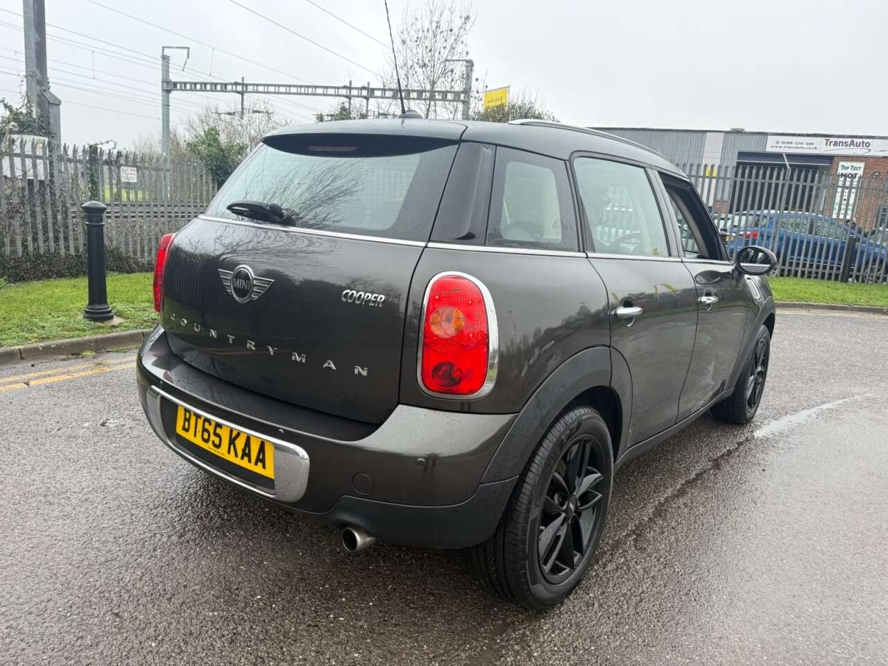 2015 MINI COUNTRYMAN 2015 MINI COUNTRYMAN