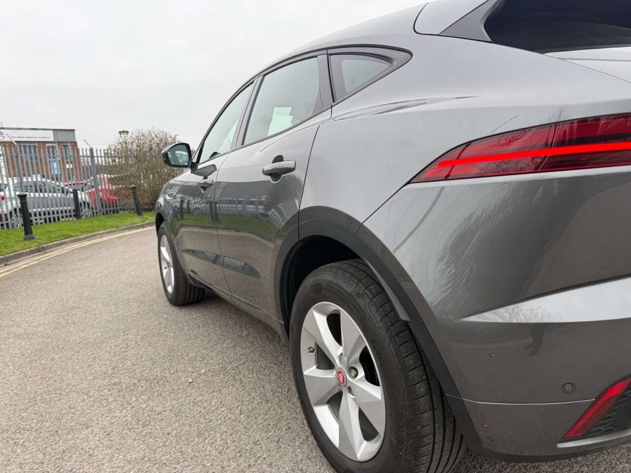 2019 JAGUAR E-PACE 2019 JAGUAR E-PACE
