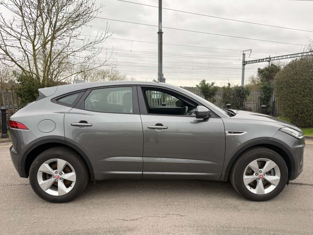 2019 JAGUAR E-PACE 2019 JAGUAR E-PACE