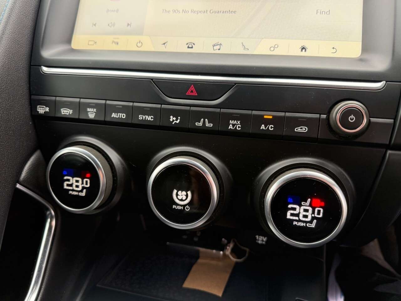 2019 JAGUAR E-PACE 2019 JAGUAR E-PACE