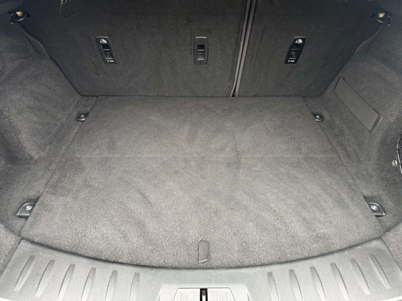 2019 JAGUAR E-PACE 2019 JAGUAR E-PACE