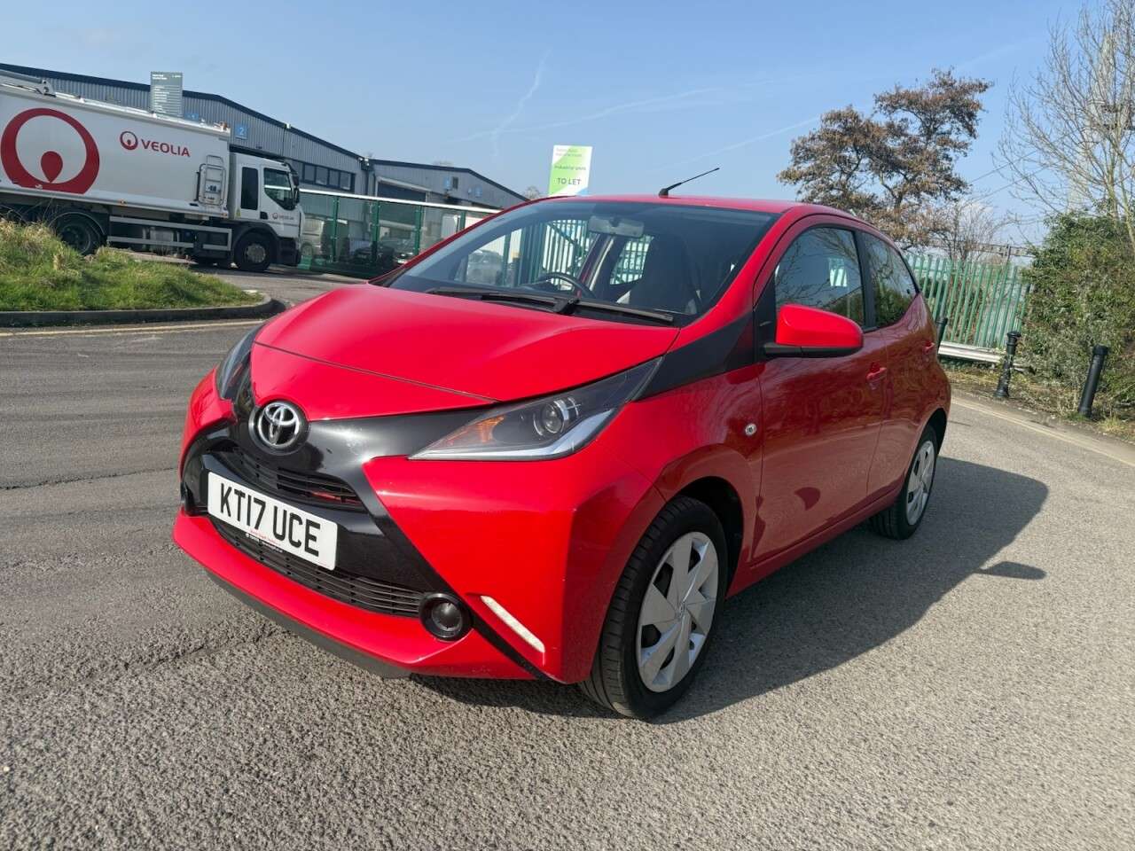 A 2017 TOYOTA AYGO 1.0 VVT-i x-play Hatchback 5dr Petrol Manual Euro 6 (68 ps) Economical . A 2017 TOYOTA AYGO 1.0 VVT-i x-play Hatchback 5dr Petrol Manual Euro 6 (68 ps) Economical .
