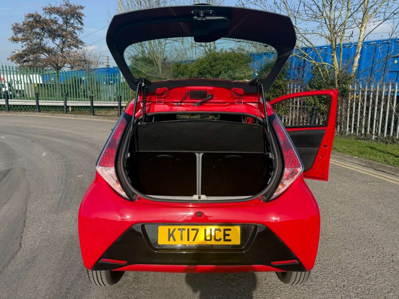 2017 TOYOTA AYGO 2017 TOYOTA AYGO