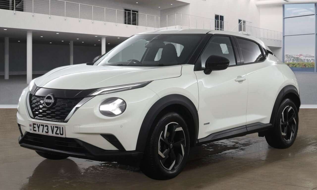 A 2023 NISSAN JUKE 1.6 N-Connecta SUV 5dr Petrol Hybrid Auto Euro 6 (143 ps) Half Leather, Nav A 2023 NISSAN JUKE 1.6 N-Connecta SUV 5dr Petrol Hybrid Auto Euro 6 (143 ps) Half Leather, Nav