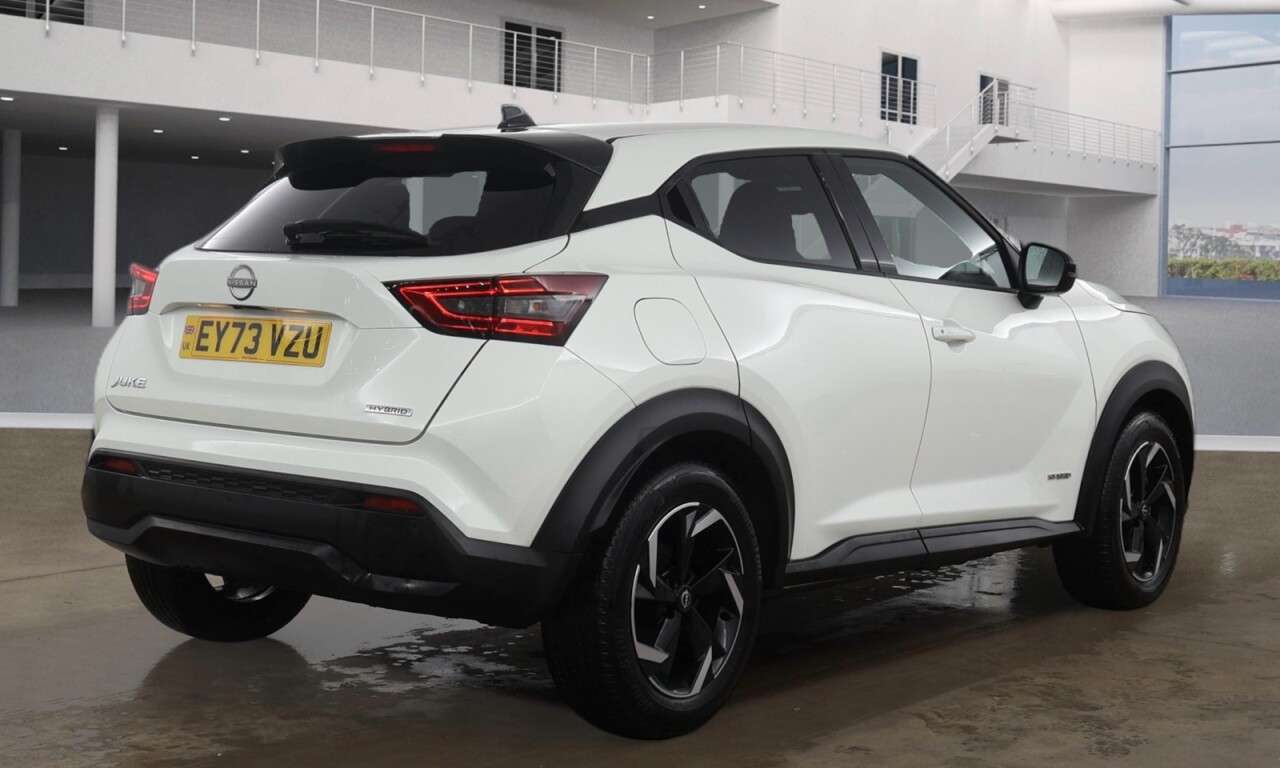 A 2023 NISSAN JUKE 1.6 N-Connecta SUV 5dr Petrol Hybrid Auto Euro 6 (143 ps) Half Leather, Nav A 2023 NISSAN JUKE 1.6 N-Connecta SUV 5dr Petrol Hybrid Auto Euro 6 (143 ps) Half Leather, Nav
