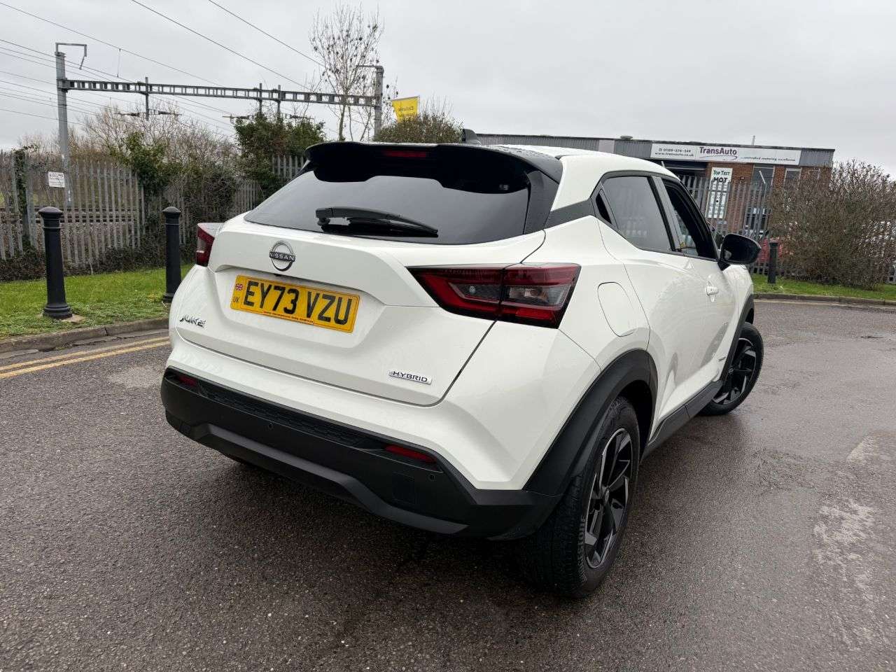 A 2023 NISSAN JUKE 1.6 N-Connecta SUV 5dr Petrol Hybrid Auto Euro 6 (143 ps) Half Leather, Nav A 2023 NISSAN JUKE 1.6 N-Connecta SUV 5dr Petrol Hybrid Auto Euro 6 (143 ps) Half Leather, Nav