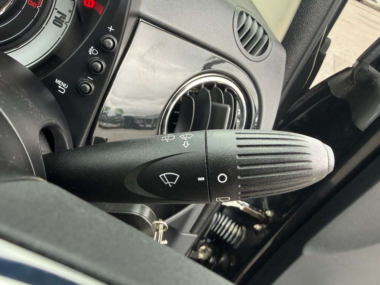 2017 FIAT 500 2017 FIAT 500