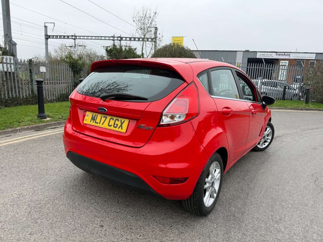 A 2017 FORD FIESTA 1.25 Zetec Hatchback 5dr Petrol Manual Euro 6 (82 ps) 12 Months MOT + 6 Mon A 2017 FORD FIESTA 1.25 Zetec Hatchback 5dr Petrol Manual Euro 6 (82 ps) 12 Months MOT + 6 Mon
