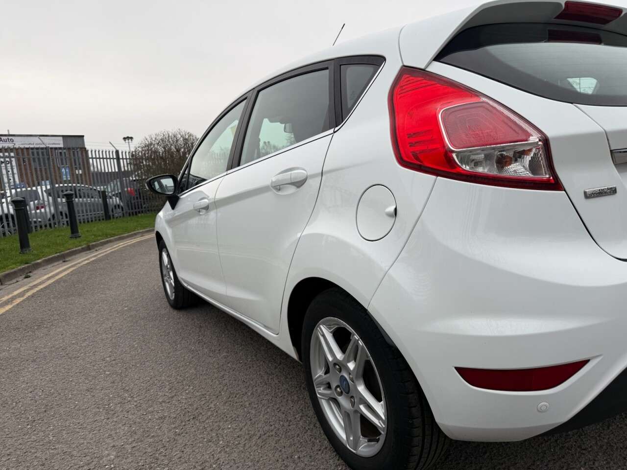 2013 FORD FIESTA 2013 FORD FIESTA