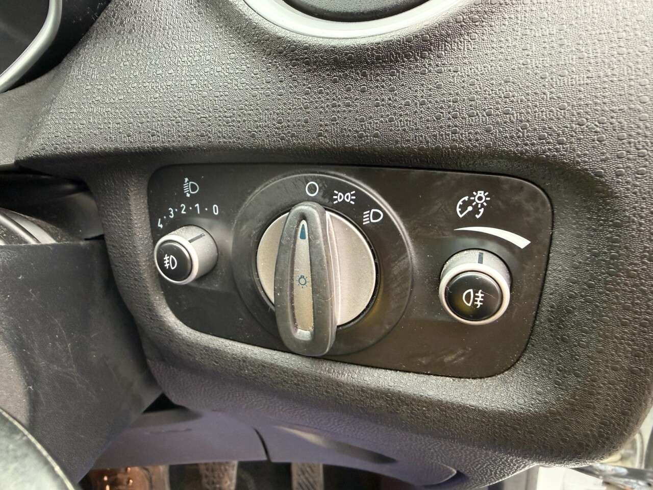 2013 FORD FIESTA 2013 FORD FIESTA