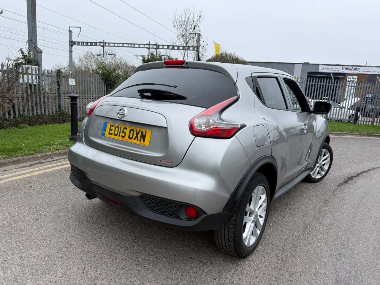 A 2015 NISSAN JUKE 1.2 DIG-T Acenta Premium SUV 5dr Petrol Manual 6Spd Euro 5 (s/s) (115 ps) 1 A 2015 NISSAN JUKE 1.2 DIG-T Acenta Premium SUV 5dr Petrol Manual 6Spd Euro 5 (s/s) (115 ps) 1