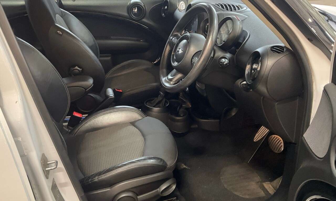 2015 MINI COUNTRYMAN 2015 MINI COUNTRYMAN