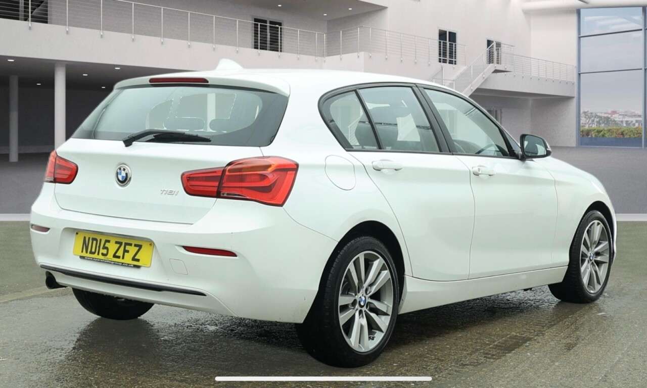 A 2015 BMW 1 SERIES 1.6 118i Sport Hatchback 5dr Petrol Manual Euro 6 (s/s) (136 ps) 12 Months A 2015 BMW 1 SERIES 1.6 118i Sport Hatchback 5dr Petrol Manual Euro 6 (s/s) (136 ps) 12 Months