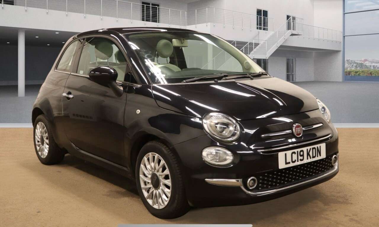 A 2019 FIAT 500 1.2 Lounge Hatchback 3dr Petrol Manual Euro 6 (s/s) (69 bhp) 12 Months MOT A 2019 FIAT 500 1.2 Lounge Hatchback 3dr Petrol Manual Euro 6 (s/s) (69 bhp) 12 Months MOT