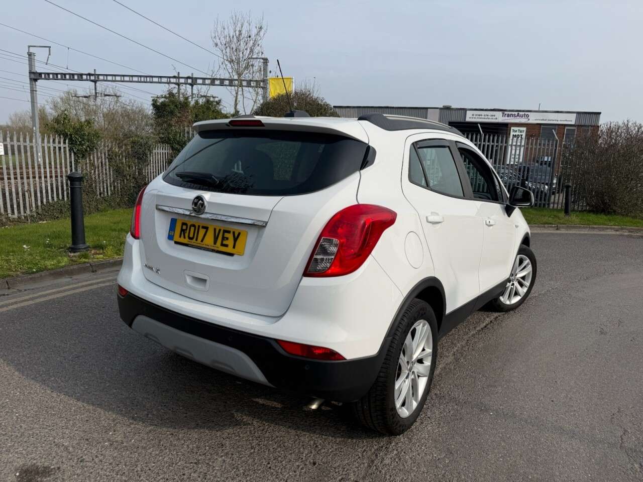 A 2017 VAUXHALL MOKKA X 1.6i Active SUV 5dr Petrol Manual Euro 6 (s/s) (115 ps) 12 Months MOT + 6 M A 2017 VAUXHALL MOKKA X 1.6i Active SUV 5dr Petrol Manual Euro 6 (s/s) (115 ps) 12 Months MOT + 6 M