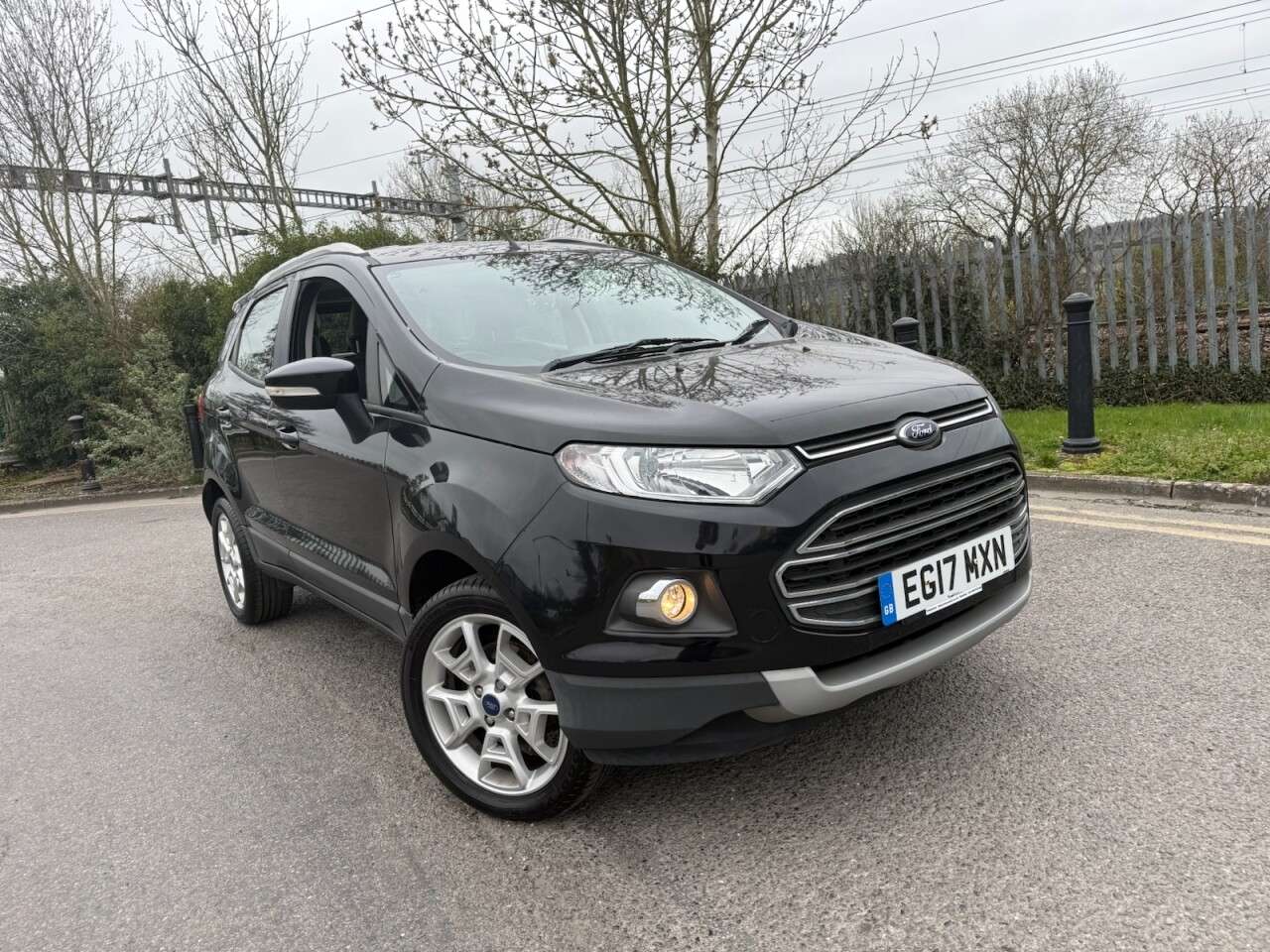 A 2017 FORD ECOSPORT 1.0T EcoBoost Titanium SUV 5dr Petrol Manual 2WD Euro 5 (s/s) (125 ps) 12 M A 2017 FORD ECOSPORT 1.0T EcoBoost Titanium SUV 5dr Petrol Manual 2WD Euro 5 (s/s) (125 ps) 12 M