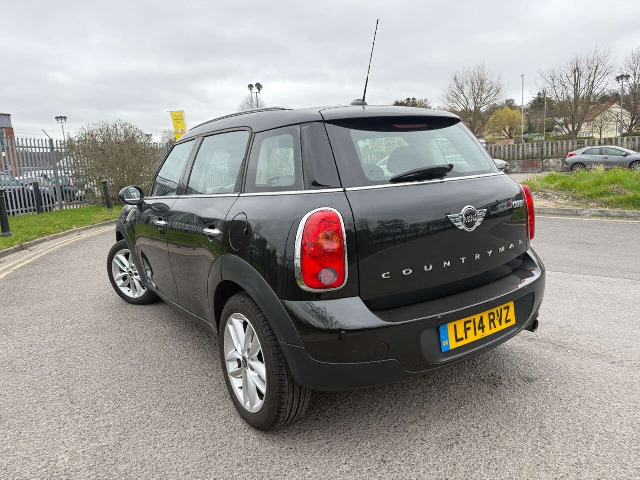 2014 MINI COUNTRYMAN 2014 MINI COUNTRYMAN