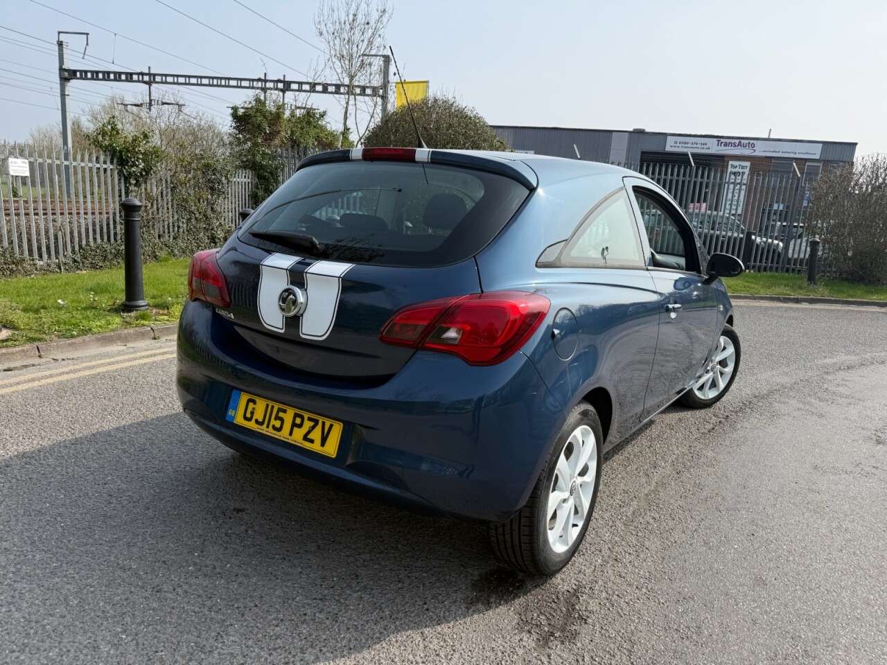 A 2015 VAUXHALL CORSA 1.2i Sting Hatchback 3dr Petrol Manual Euro 6 (70 ps) Economical .Hatchback A 2015 VAUXHALL CORSA 1.2i Sting Hatchback 3dr Petrol Manual Euro 6 (70 ps) Economical .Hatchback