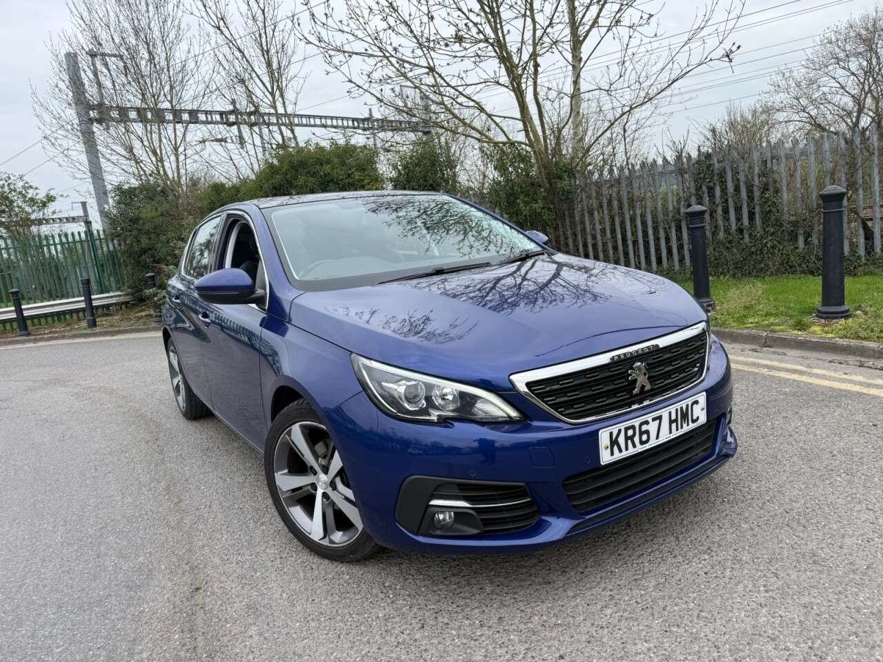 A 2017 PEUGEOT 308 1.2 PureTech Allure Hatchback 5dr Petrol EAT Euro 6 (s/s) (130 ps) Euro 6, A 2017 PEUGEOT 308 1.2 PureTech Allure Hatchback 5dr Petrol EAT Euro 6 (s/s) (130 ps) Euro 6,