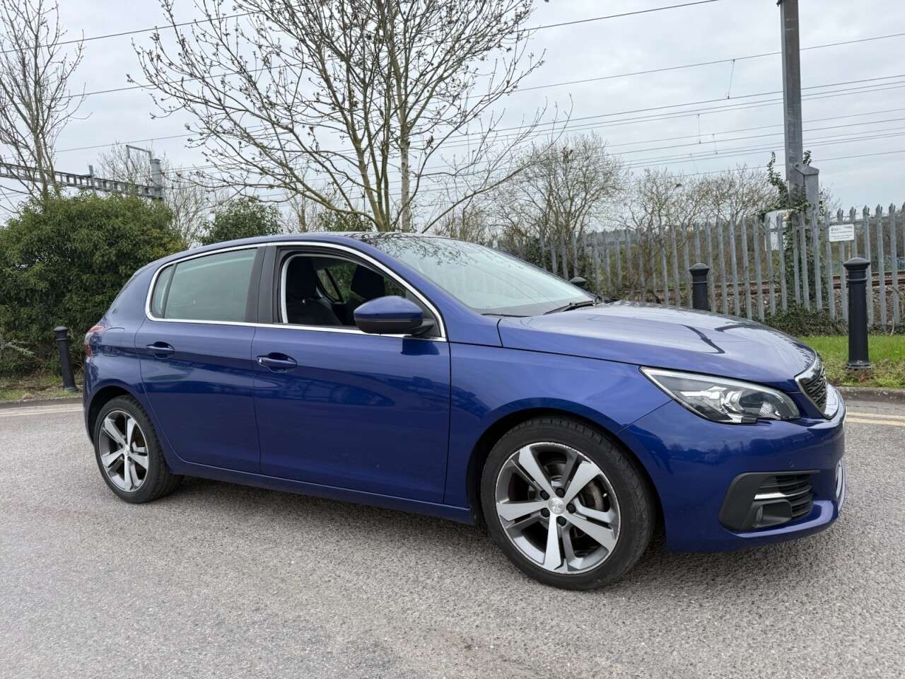 2017 PEUGEOT 308 2017 PEUGEOT 308