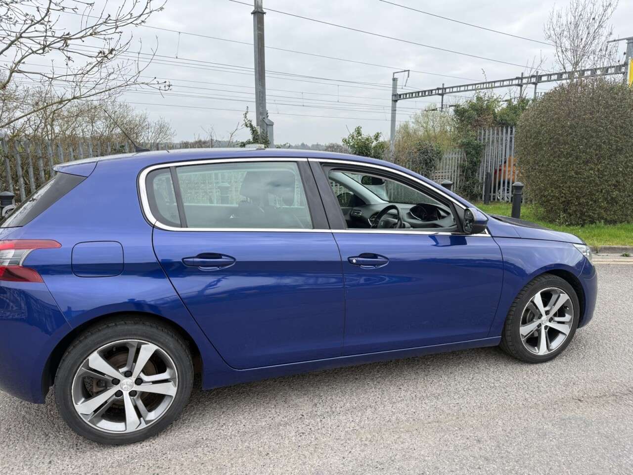 2017 PEUGEOT 308 2017 PEUGEOT 308