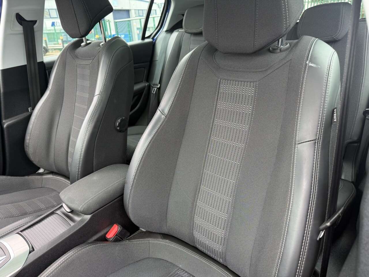 2017 PEUGEOT 308 2017 PEUGEOT 308