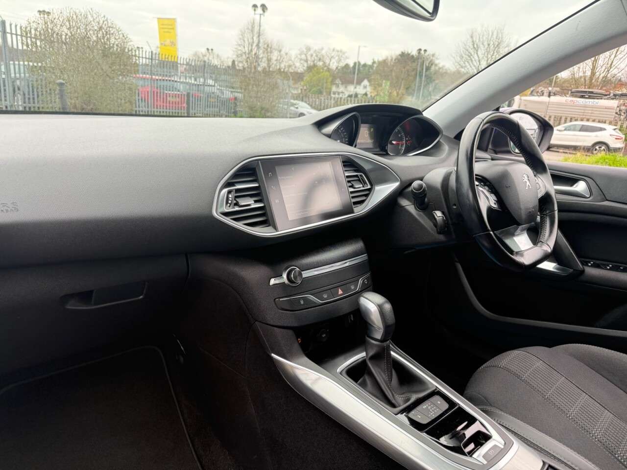 2017 PEUGEOT 308 2017 PEUGEOT 308