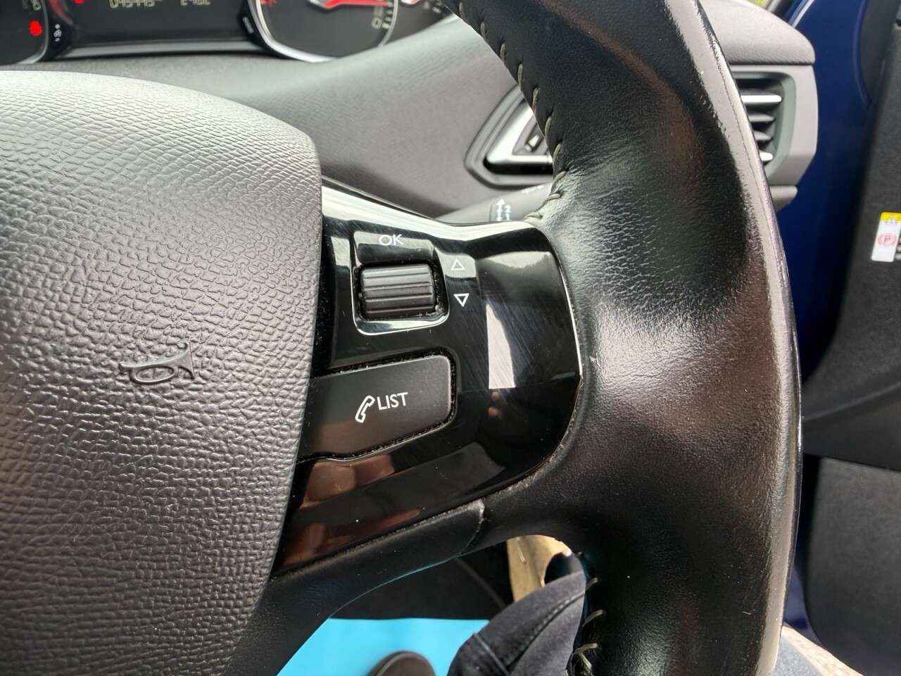 2017 PEUGEOT 308 2017 PEUGEOT 308