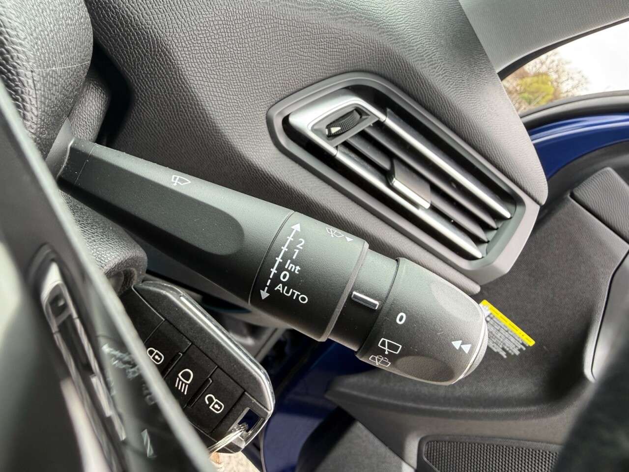 2017 PEUGEOT 308 2017 PEUGEOT 308