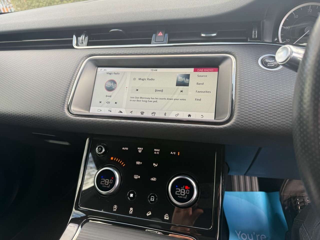 2020 LAND ROVER RANGE ROVER EVOQUE 2020 LAND ROVER RANGE ROVER EVOQUE