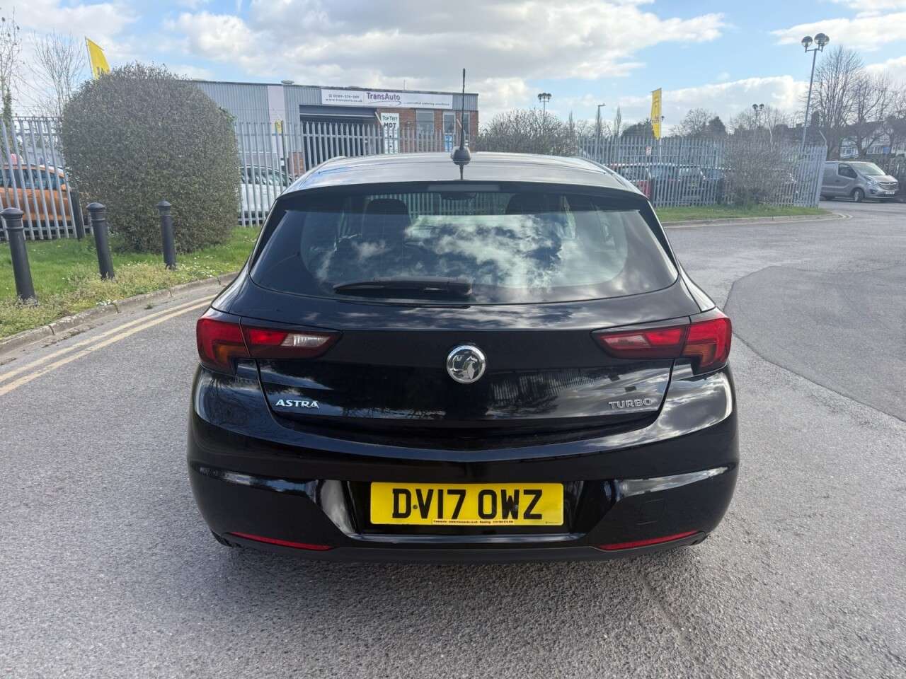 A 2017 VAUXHALL ASTRA 1.4i Turbo SRi Hatchback 5dr Petrol Manual Euro 6 (150 ps) Economical .Hatc A 2017 VAUXHALL ASTRA 1.4i Turbo SRi Hatchback 5dr Petrol Manual Euro 6 (150 ps) Economical .Hatc