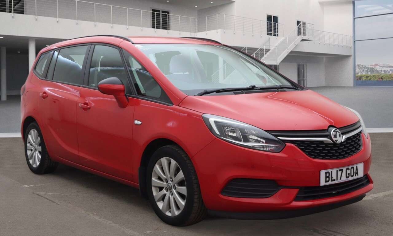 A 2017 VAUXHALL ZAFIRA TOURER 1.4i Turbo Design MPV 5dr Petrol Auto Euro 6 (140 ps) 7 Seats A 2017 VAUXHALL ZAFIRA TOURER 1.4i Turbo Design MPV 5dr Petrol Auto Euro 6 (140 ps) 7 Seats