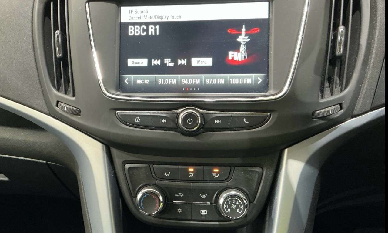 2017 VAUXHALL ZAFIRA TOURER 2017 VAUXHALL ZAFIRA TOURER