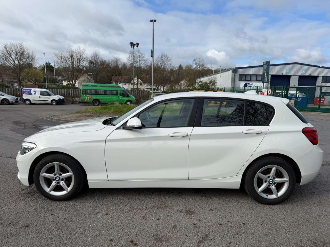 2017 BMW 1 SERIES 2017 BMW 1 SERIES